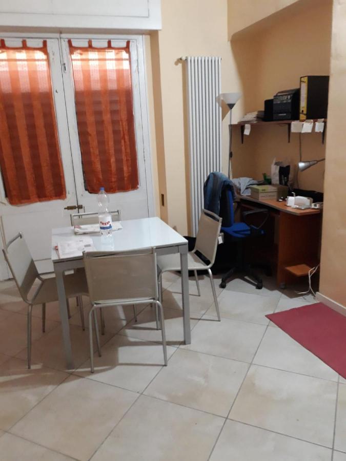 Monolocale Soana Apartment Торино Екстериор снимка